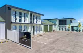 18 Potae Avenue, Lytton West