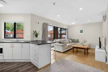 23/3 The Avenue, Albany