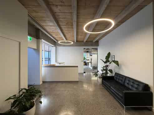 Modern Workspace | 15 Parks