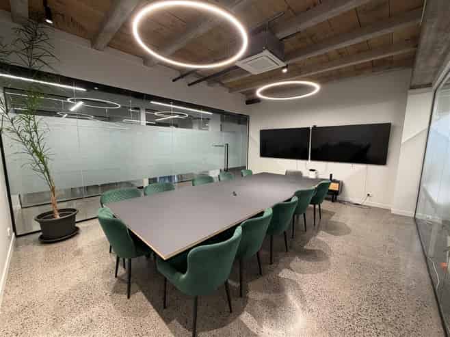 Modern Workspace | 15 Parks