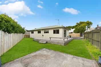 24B Livingstone Avenue, Nawton
