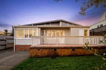 30 Te Arawa Street, Orakei