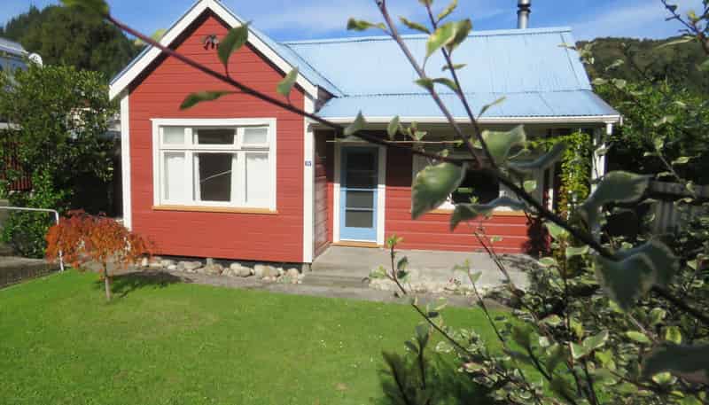 39 Shiel Street, Reefton