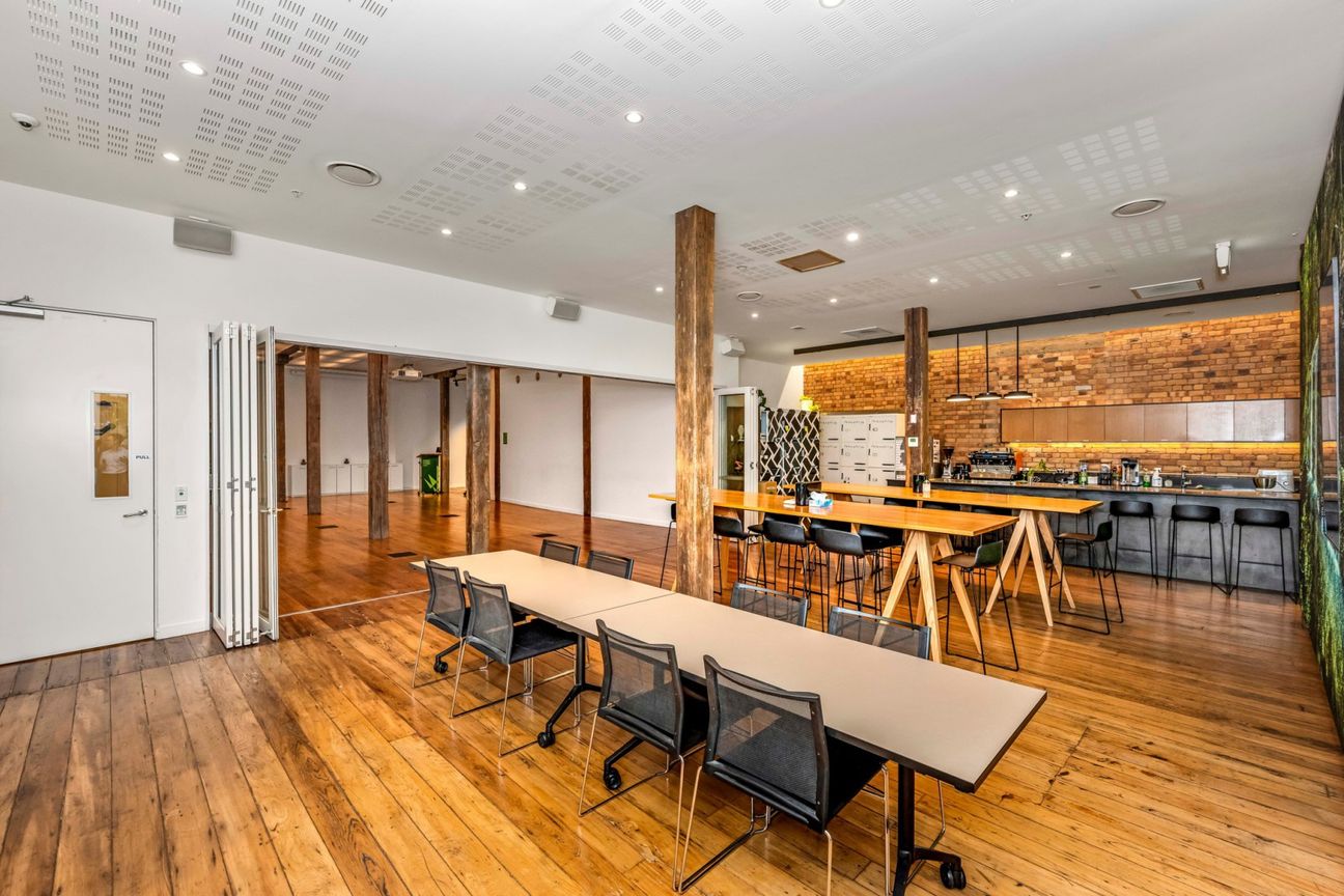 Versatile workspace in the iconic Textile Centre - Widok 3