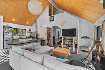 140 Shaw Road, Oratia