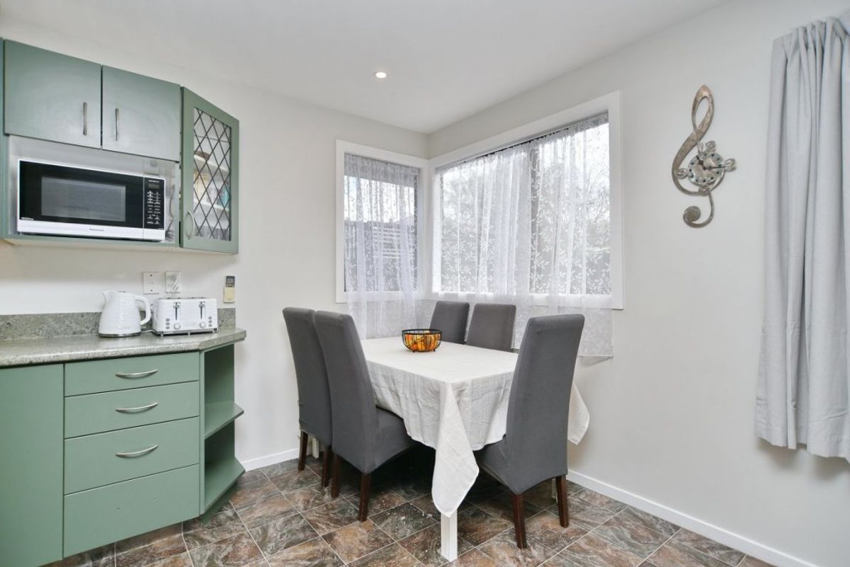 * UNDER OFFER * Ideal Starter or Investment - View 6