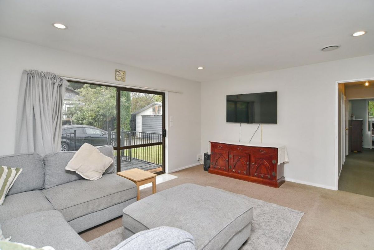* UNDER OFFER * Ideal Starter or Investment - View 5