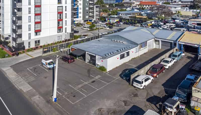 35 Atkinson Avenue, Otahuhu