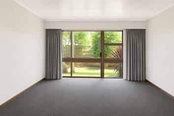 2/16  Alma Road, Gonville