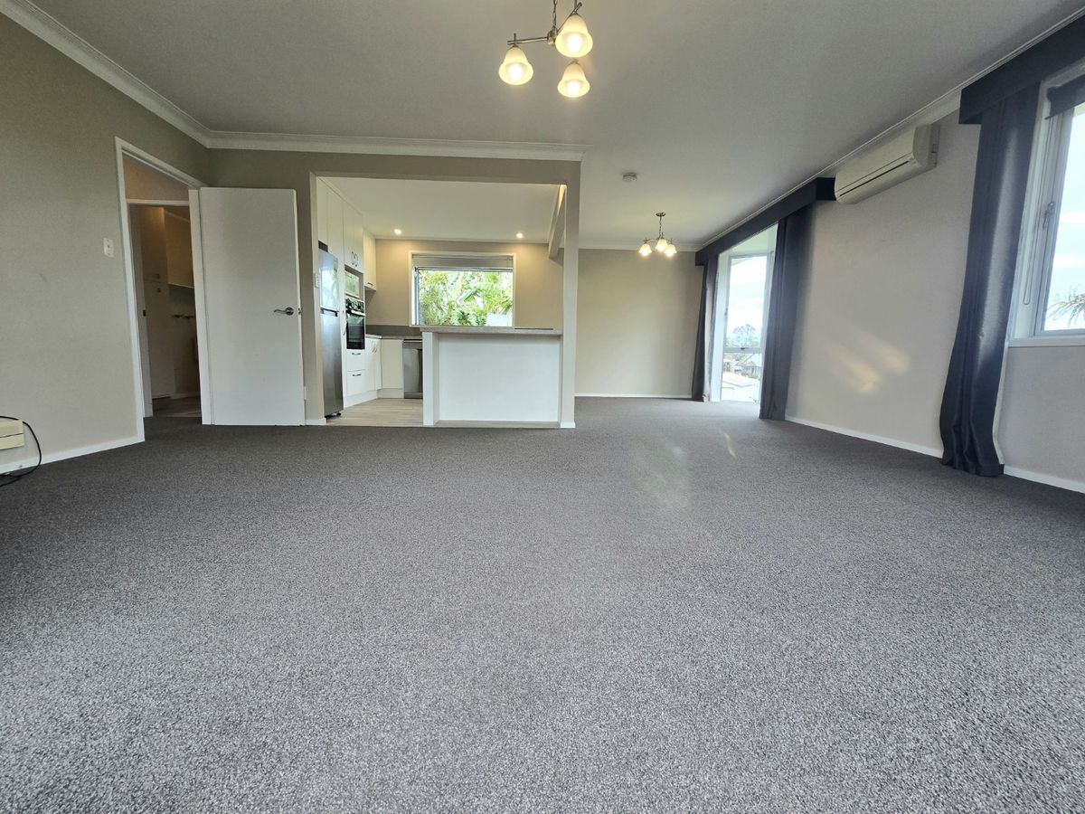 Three-Bedroom Home in Matua - Widok 4