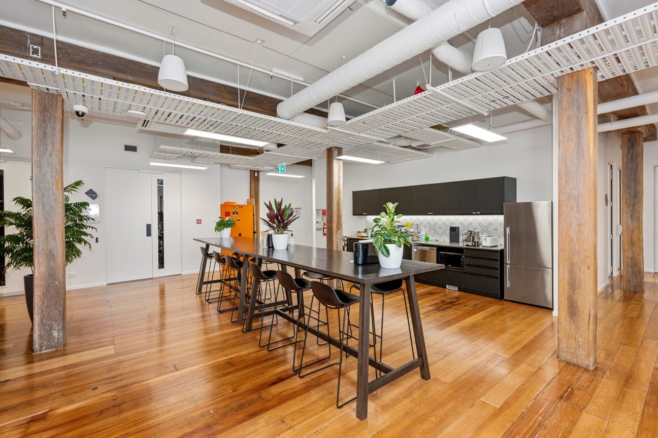 Character workspace with timeless appeal – pohled 4