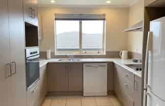 23A Raphoe Road, Flat Bush