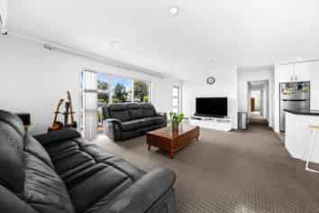 2 Talmar Place, Massey, Auckland, Massey