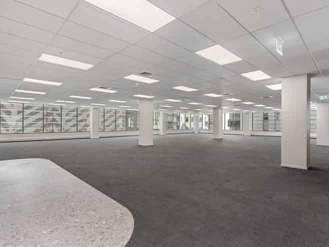 CBRE - NEW & EFFICIENT SPEC SUITE