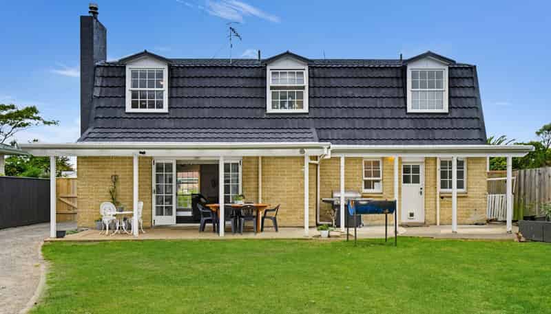 34 Burn Street, Levin