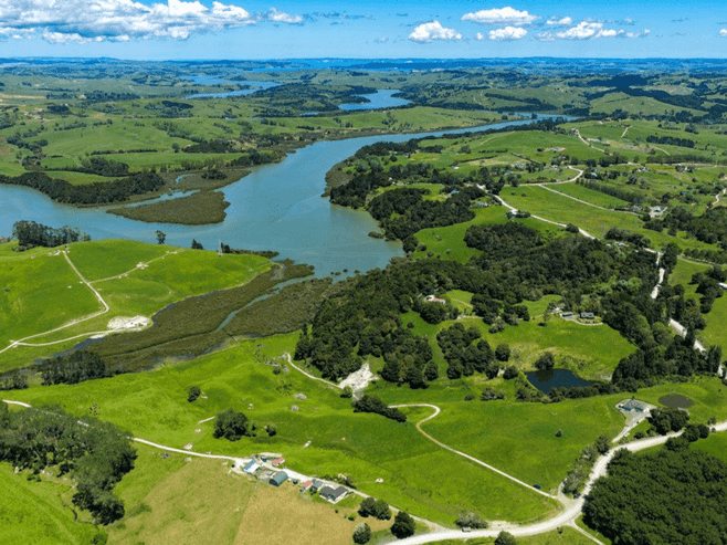 103 Mountain Road, Kaiwaka