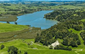 103 Mountain Road, Kaiwaka