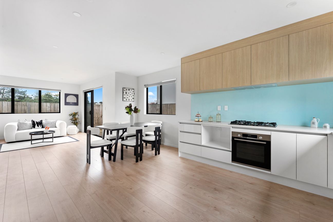 Freehold Living with Easy CBD Access - Vista 6