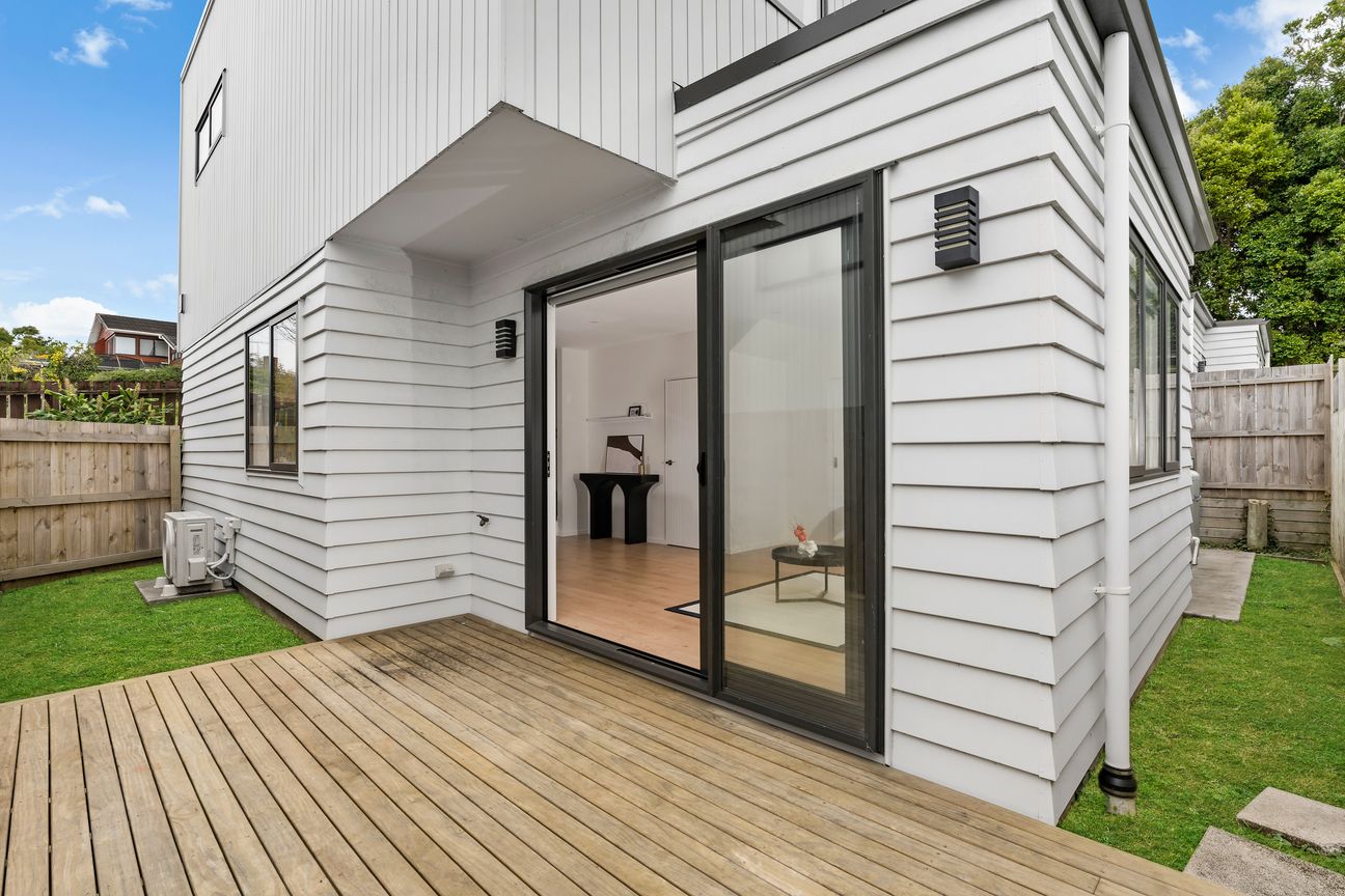 Freehold Living with Easy CBD Access - Vista 3