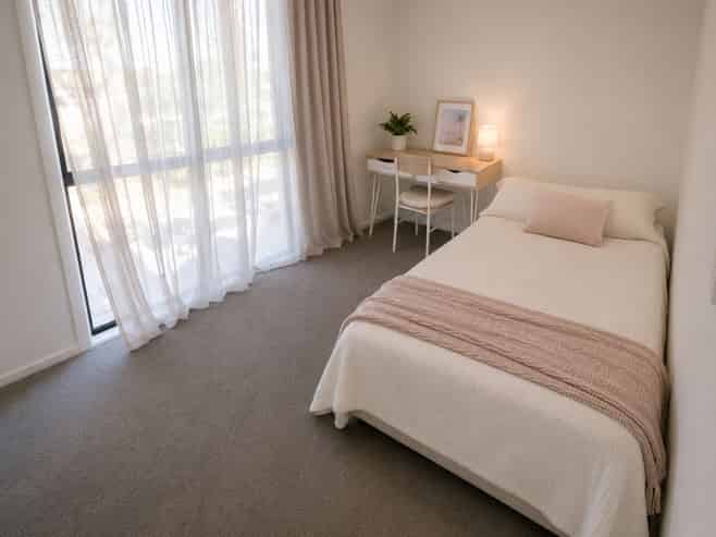 2/12 Enderby Drive, Te Atatu Peninsula