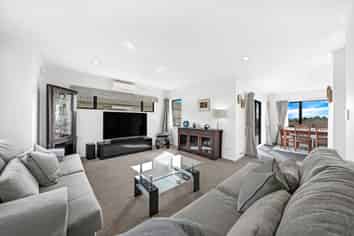 15 Summerland Drive, Henderson