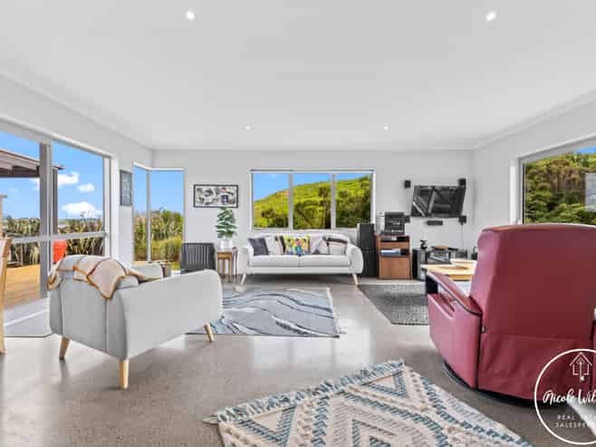 297 Heatley Road, Whakapirau