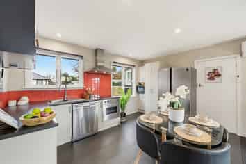 1/397 Sawyers Arms Road, Harewood