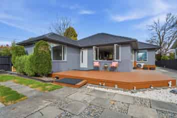1/397 Sawyers Arms Road, Harewood