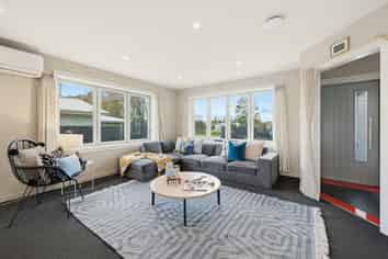 1/397 Sawyers Arms Road, Harewood