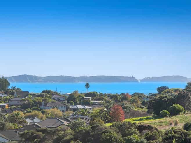 35 Waterside Crescent, Gulf Harbour