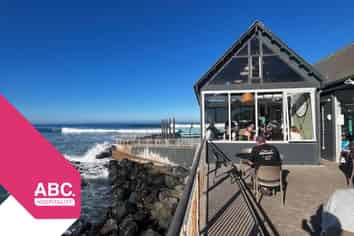 Beachfront Cafe in Premium Location