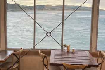 Beachfront Cafe in Premium Location