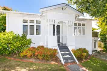 26 Kano Street, Karori