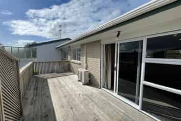 2/185 Shakespeare Road, Milford