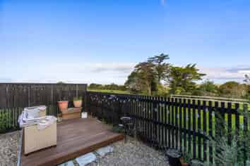11 Rita Meredith Road, Waiotaiki Bay