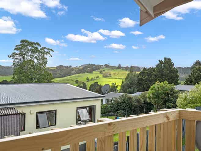 9A Logan Place, Kamo