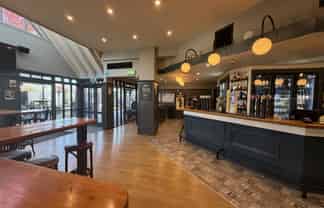 Merivale, Christchurch - Hospitality Business