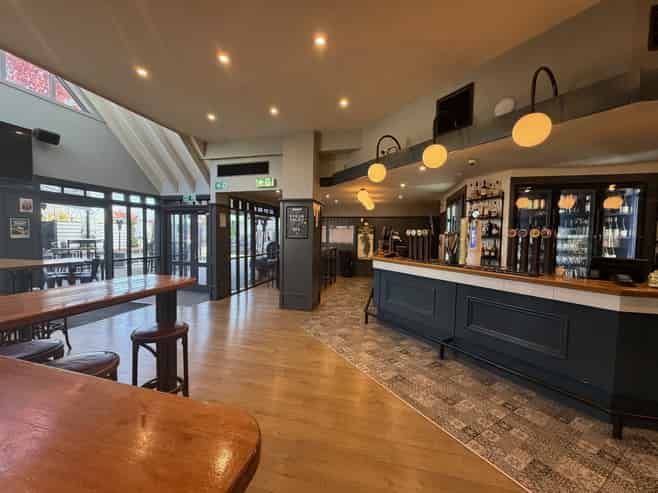 Merivale, Christchurch - Hospitality Business