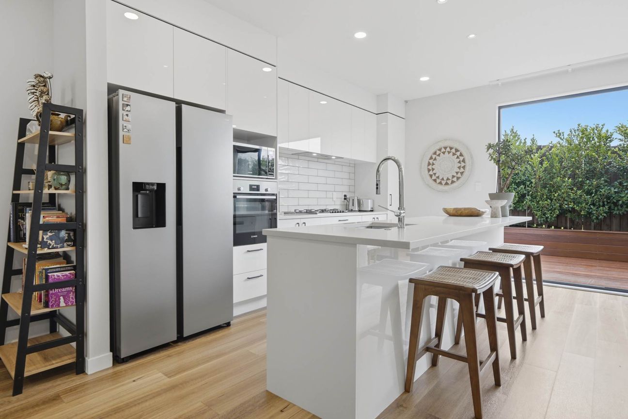 Quality Family Home with Spa – In Rangi Zone - Plus