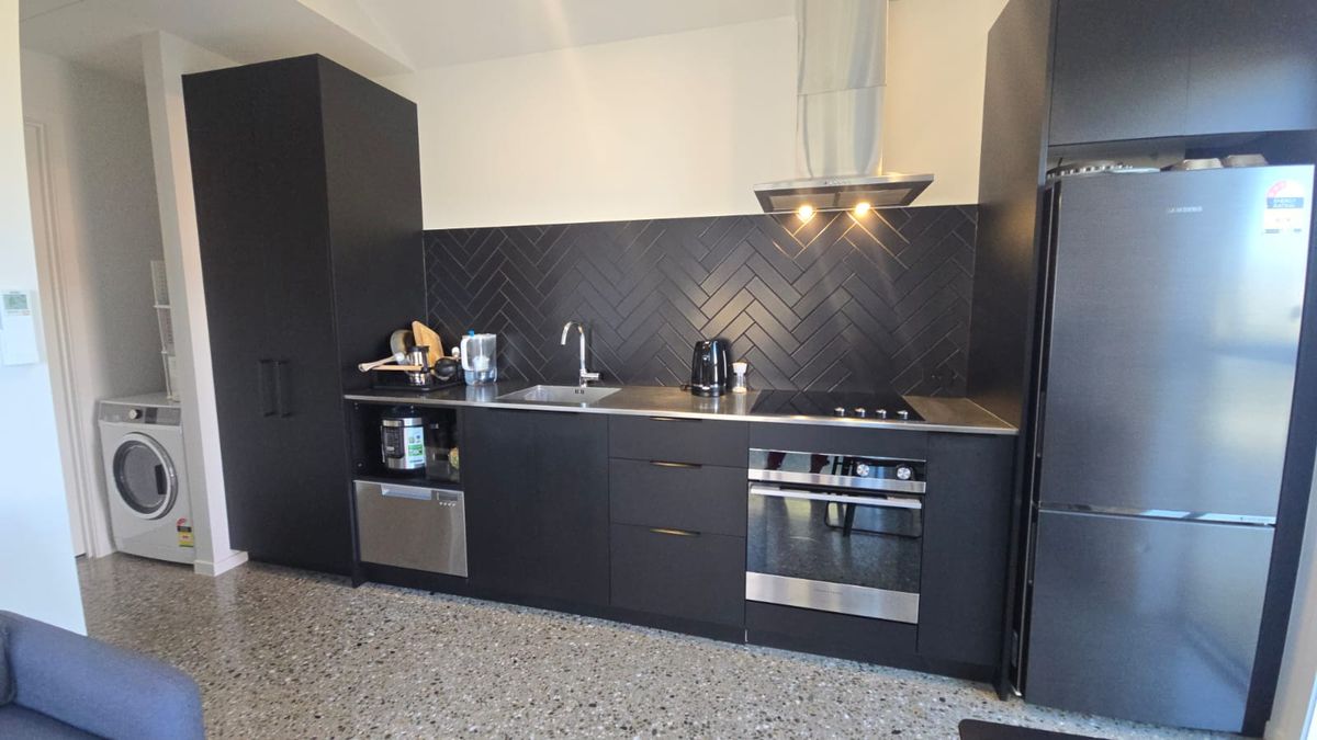 Stylish Living on Lincoln Road - Widok 5