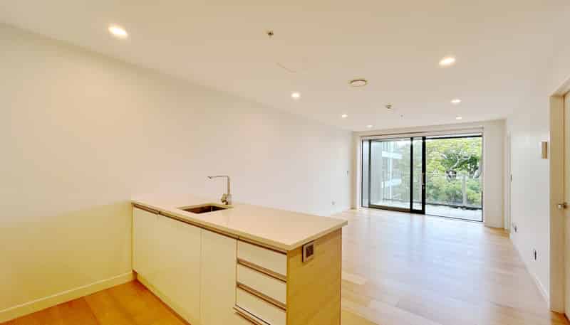 407/10 Lion Place, Epsom