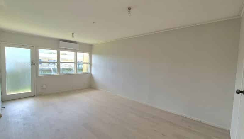 2/109 Kolmar Road, Papatoetoe
