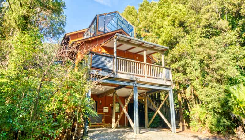 25 Hartmount Place, Te Miko