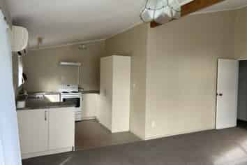 32B Bishopdale Avenue, Bishopdale