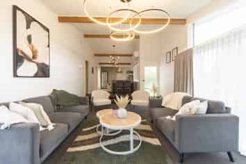 196 Whatawhata Road, Dinsdale