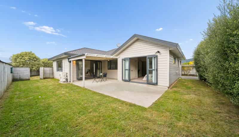16 Talbot Grove, Trentham