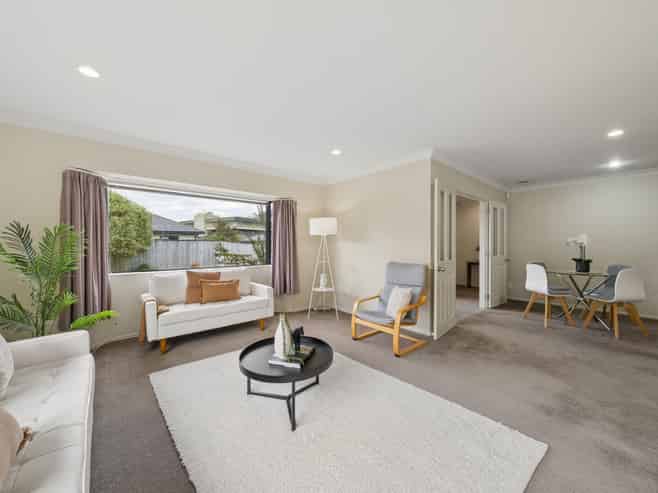 16 Talbot Grove, Trentham
