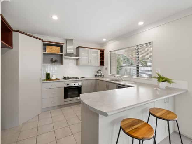 16 Talbot Grove, Trentham