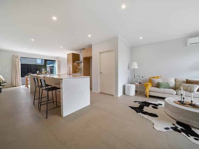 15 Wallace Road, Hobsonville