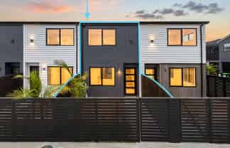 2/75 Te Taruna Drive, Milldale